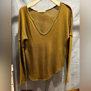 We The Free Olive Green V-Neck Lightweight Sweater